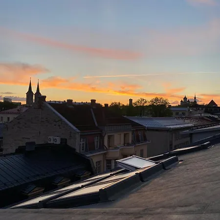 Stylish Rooftop Near Old Town